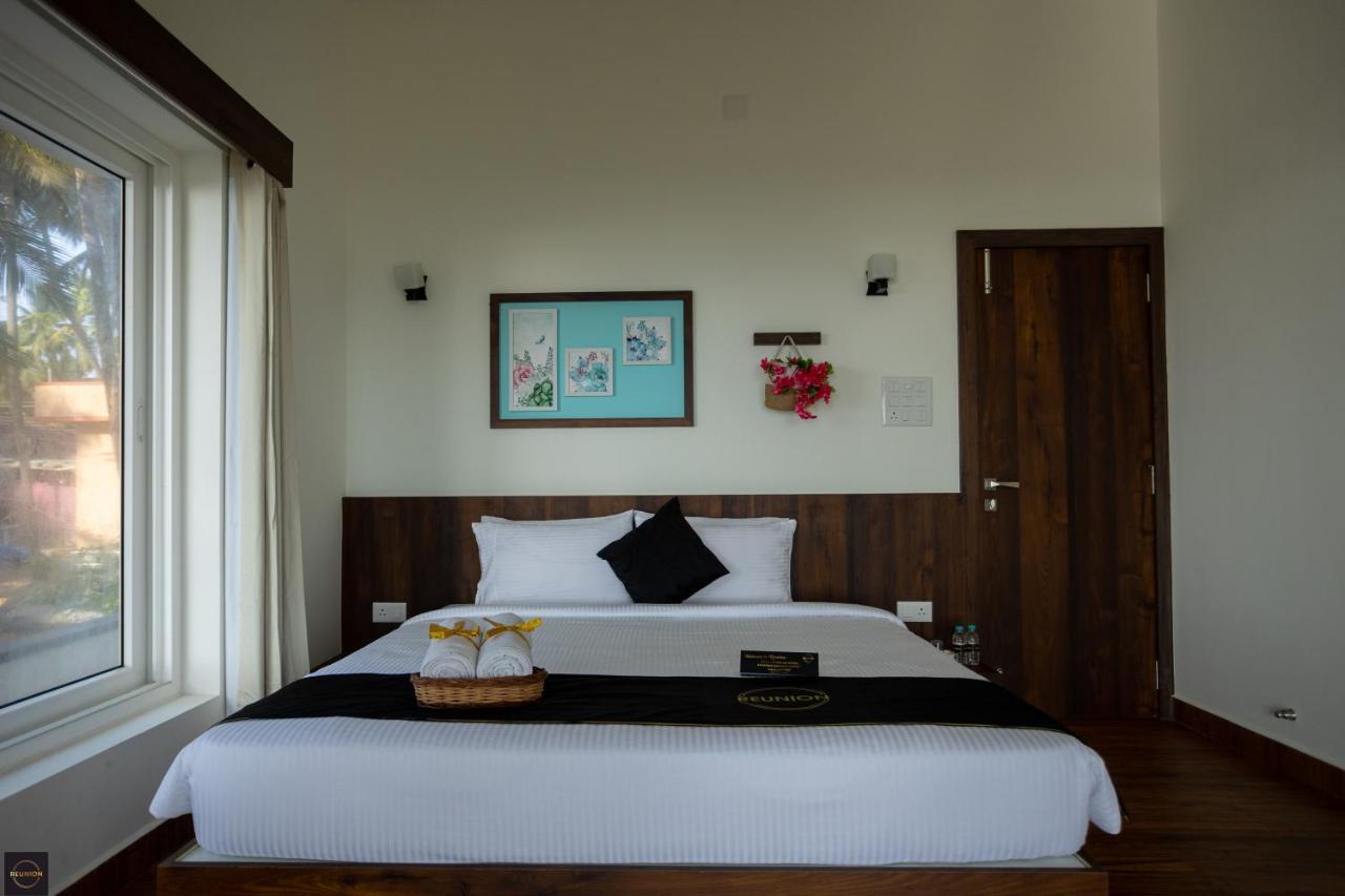 Reunion Ocean Manor - Beach House Udupi Extérieur photo