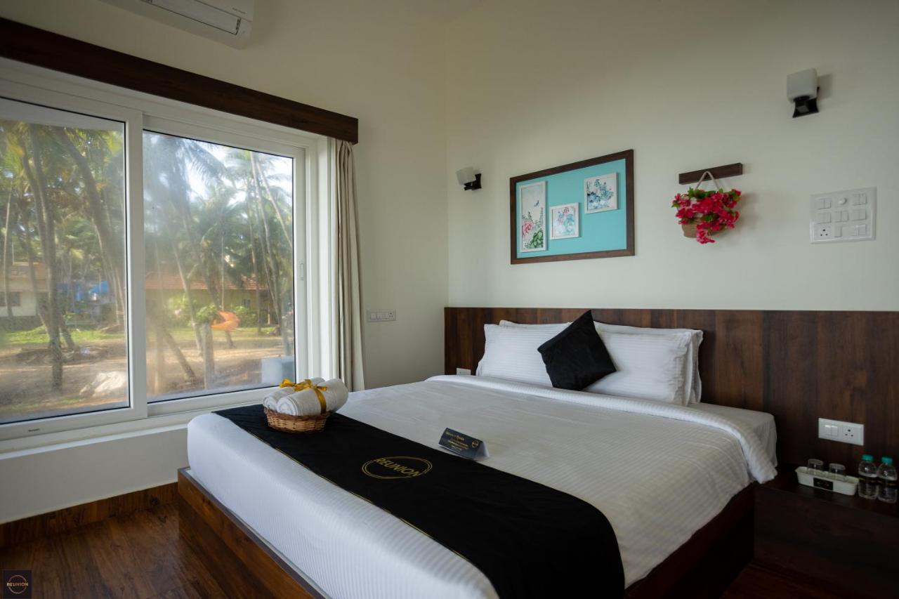 Reunion Ocean Manor - Beach House Udupi Extérieur photo