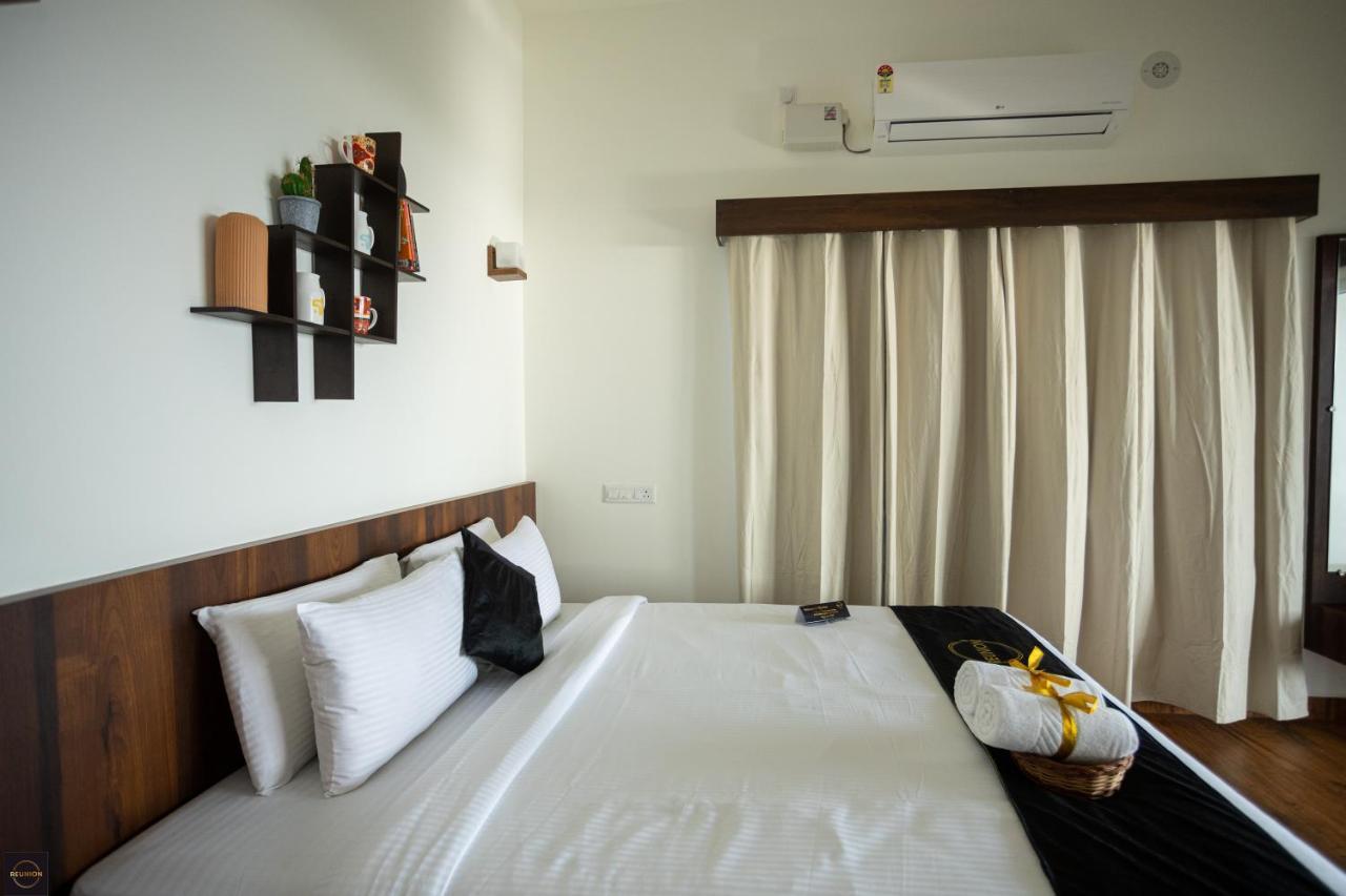 Reunion Ocean Manor - Beach House Udupi Extérieur photo